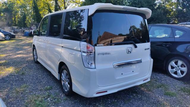 2010 Honda Stepwagon 2.0 Spada