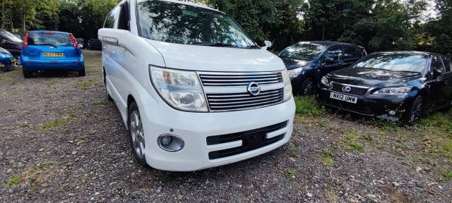 2009 Nissan Elgrand 2.5 8 seats