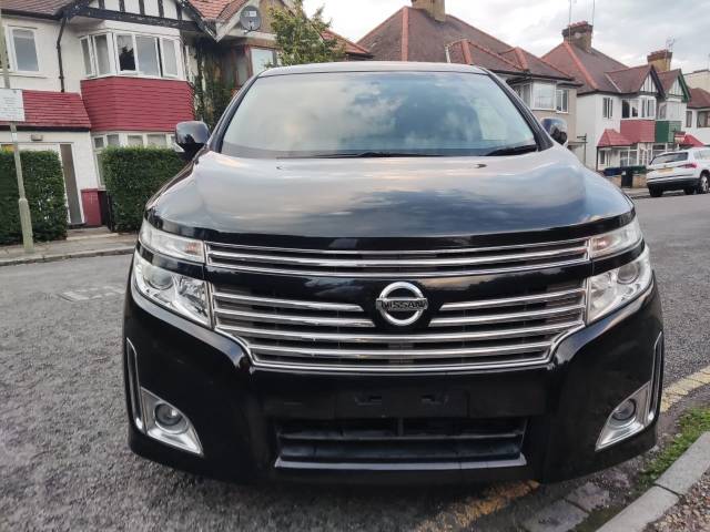 2011 Nissan Elgrand 2.4 8 seats