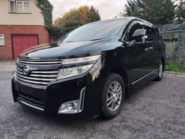 2011 Nissan Elgrand 2.4 8 seats